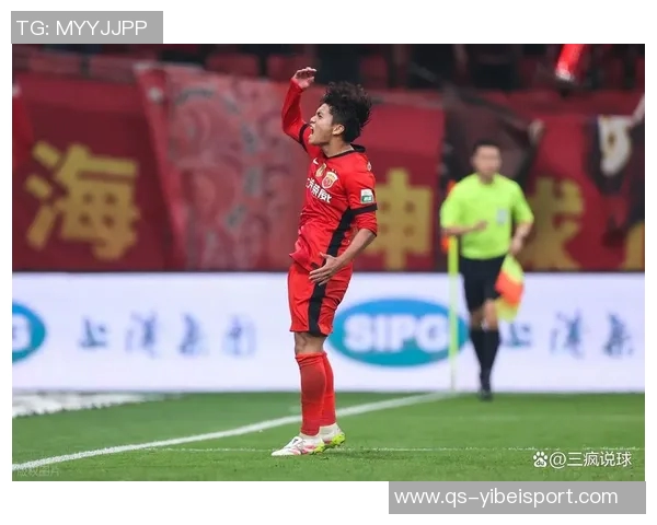 蒯纪闻强势突破三人防线禁区射门遭扑救精彩瞬间回顾